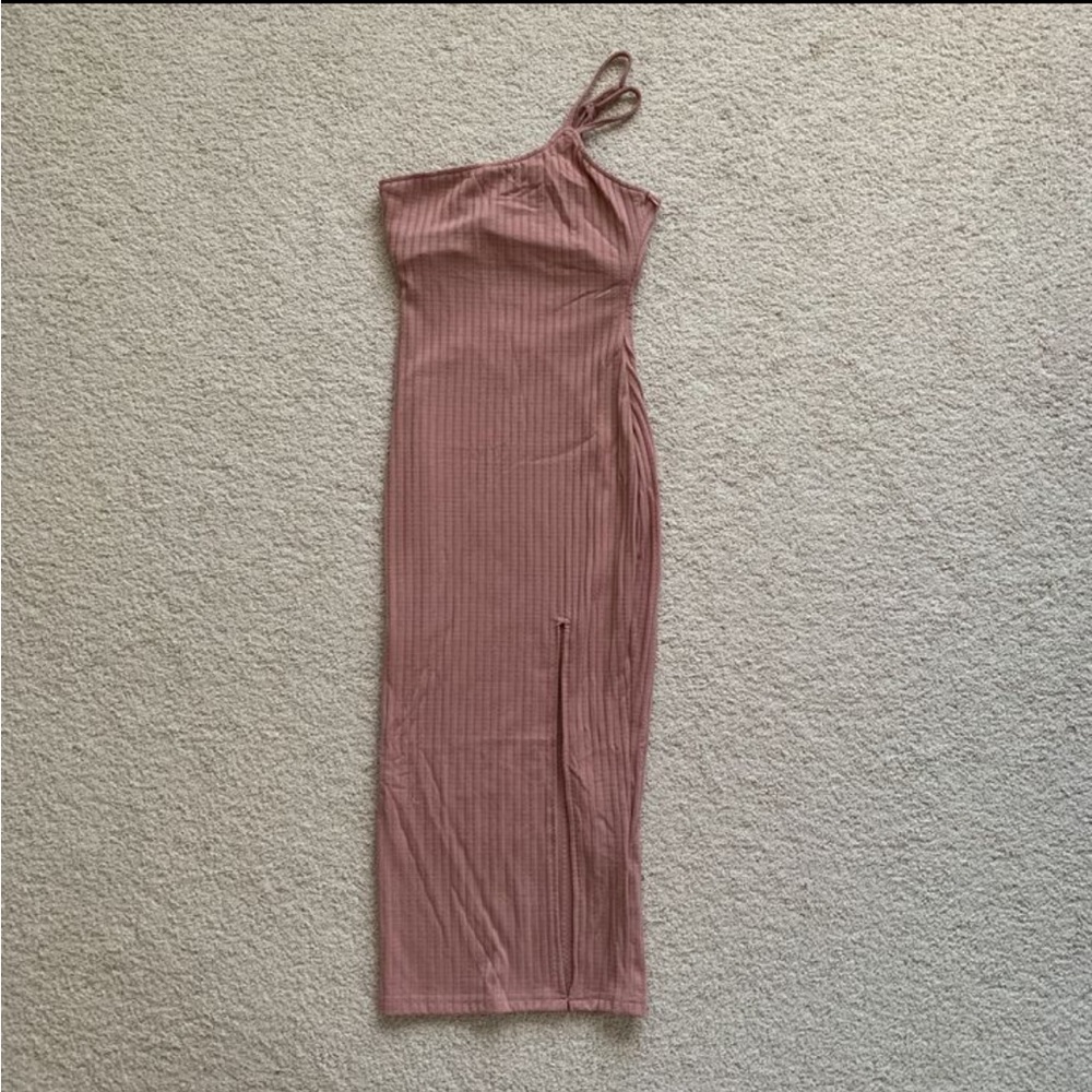 Mura Boutique ribbed midi dress